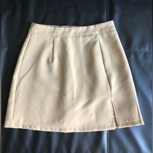 Khaki skort - women’s small
